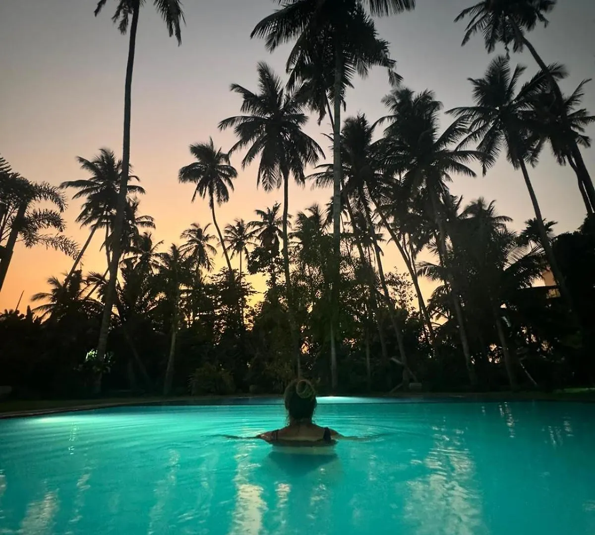 Hotel Riverrina Negombo