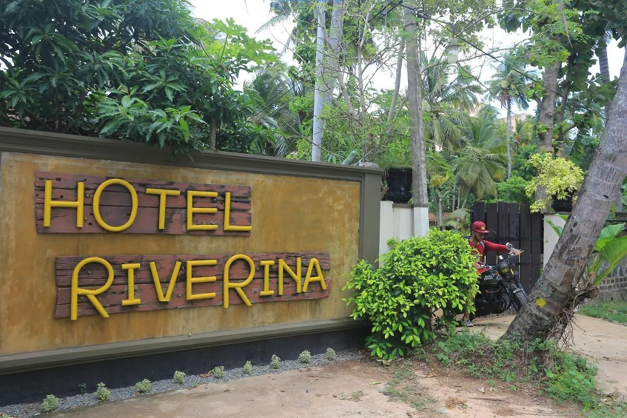 Hotel Riverrina Negombo