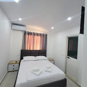 Caca Guest house Rinas