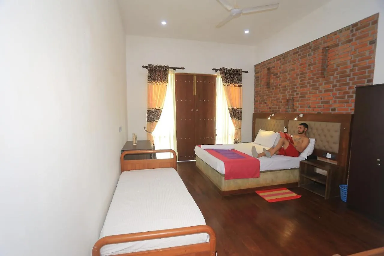Hotel Riverrina Negombo Sri Lanka